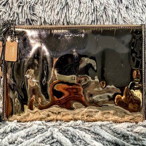 GUC - COACH ROSE GOLD SHINY WRISTLET